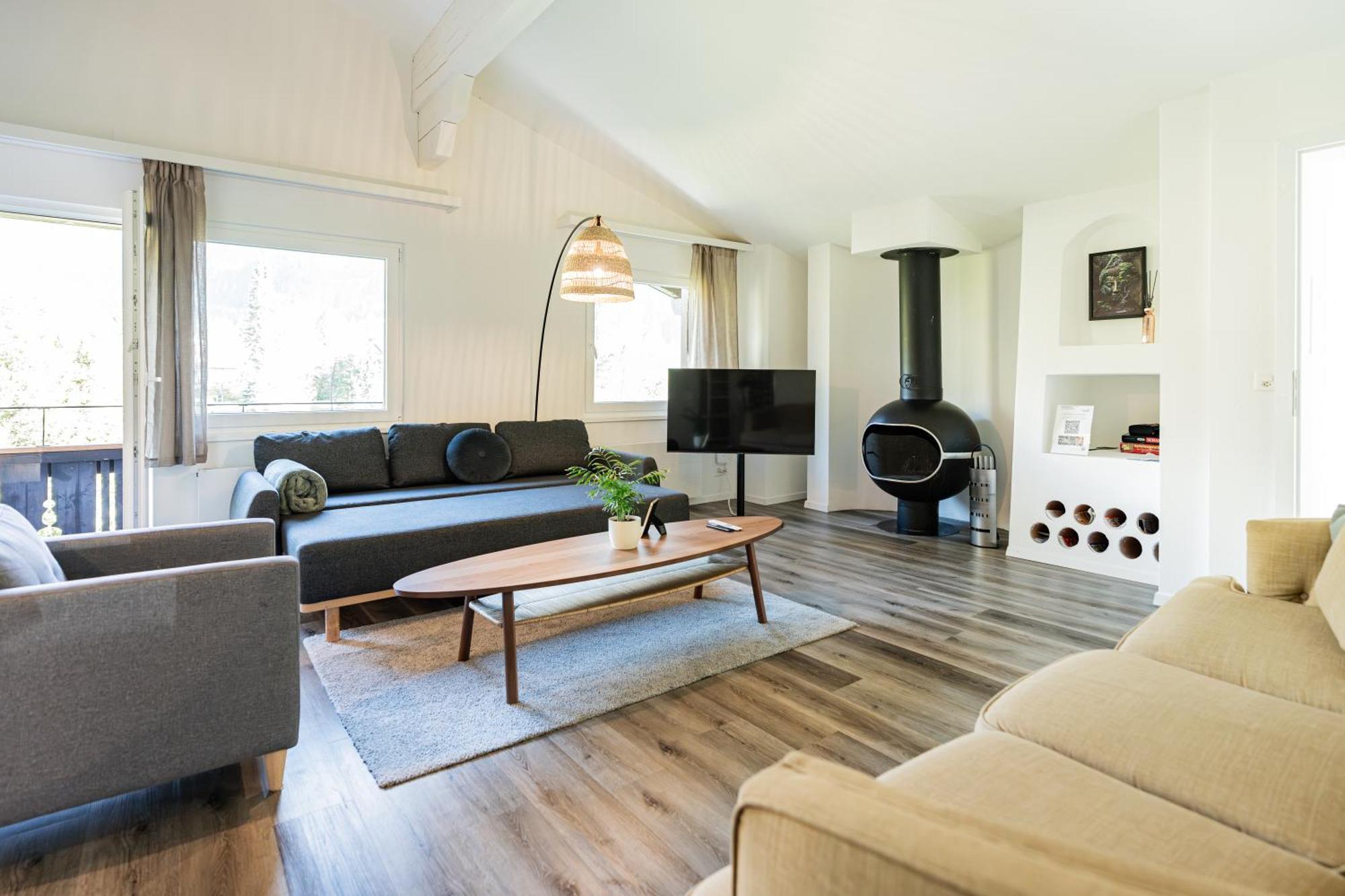 Unique Penthouse With Gallery And Mountain View 坎德施泰格 外观 照片